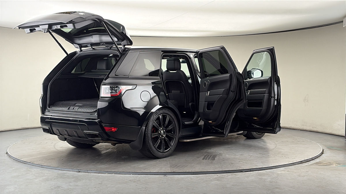 More views of Land Rover Range Rover Sport