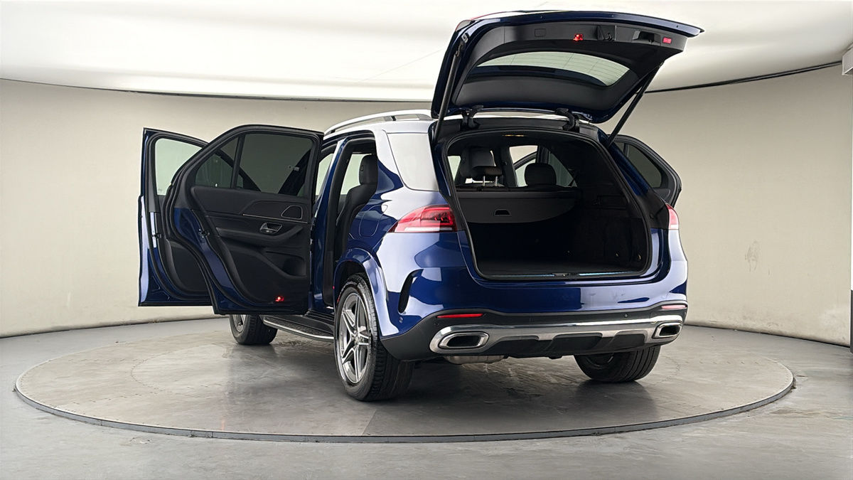 More views of Mercedes-Benz GLE