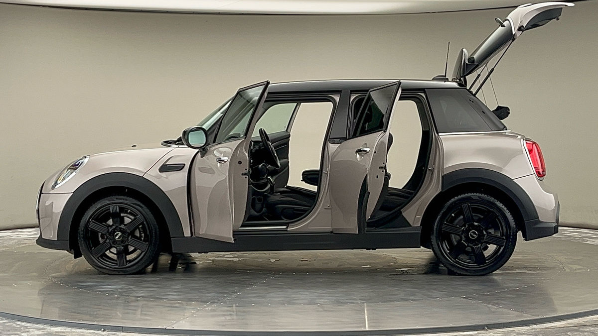 More views of MINI Hatch