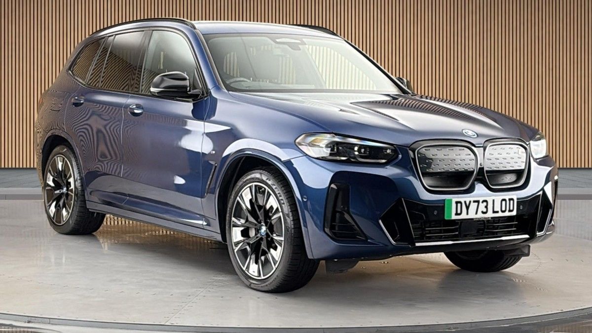 BMW iX3 Sticky Header Image