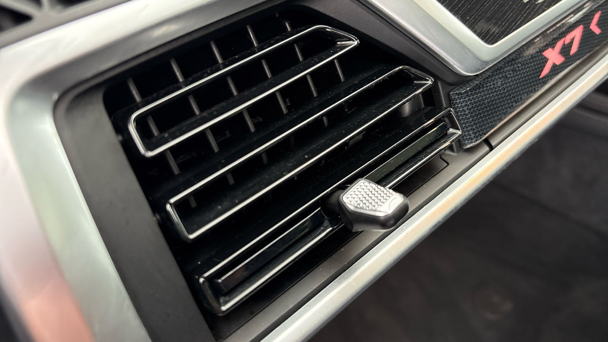 BMW X7 Image 42