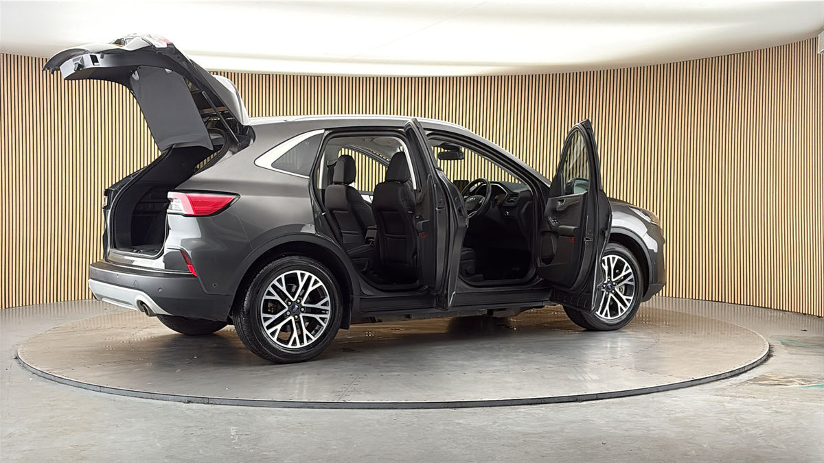 More views of Ford Kuga