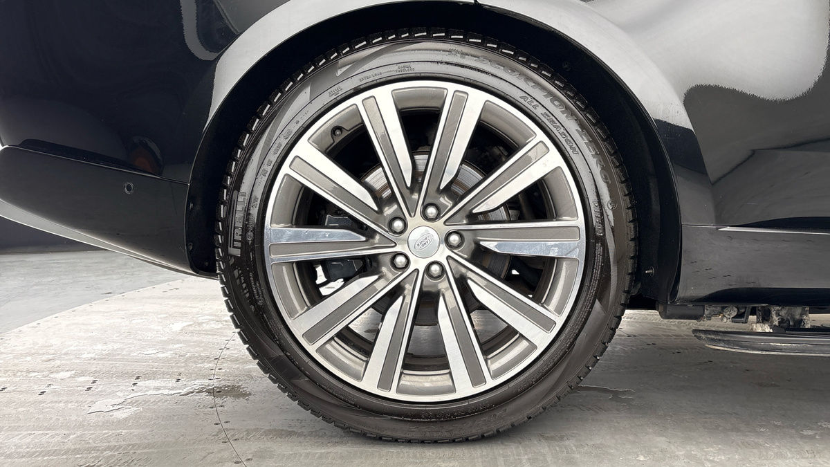 Land Rover Range Rover Image 10