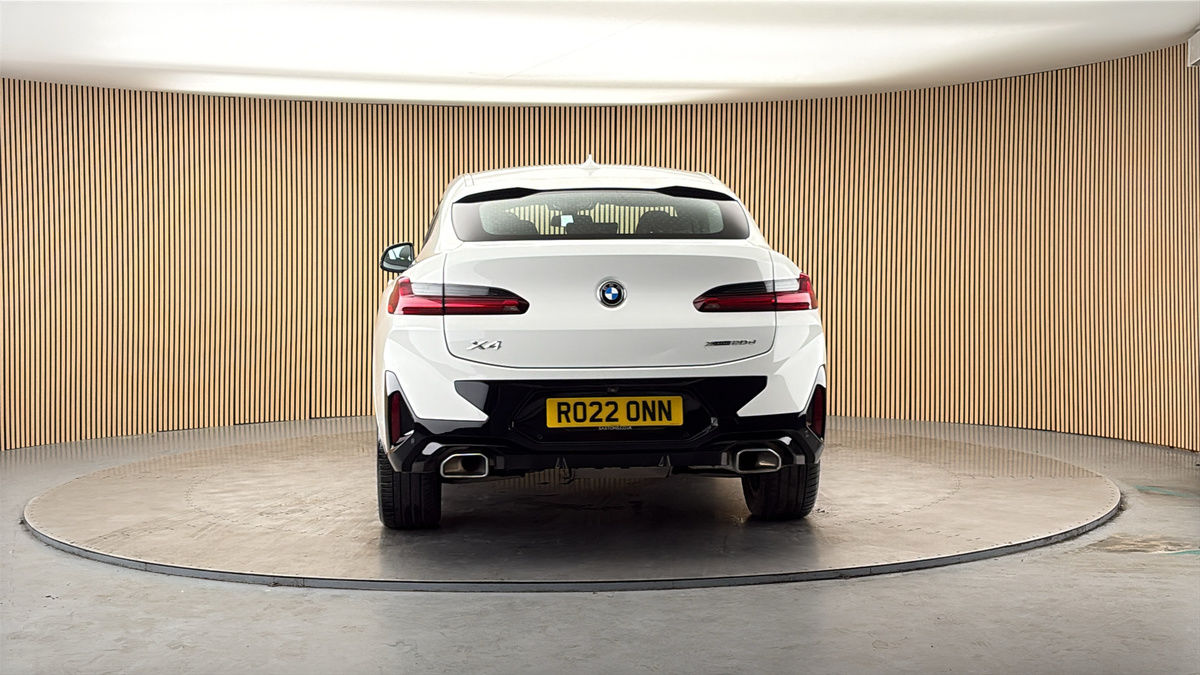More views of BMW X4