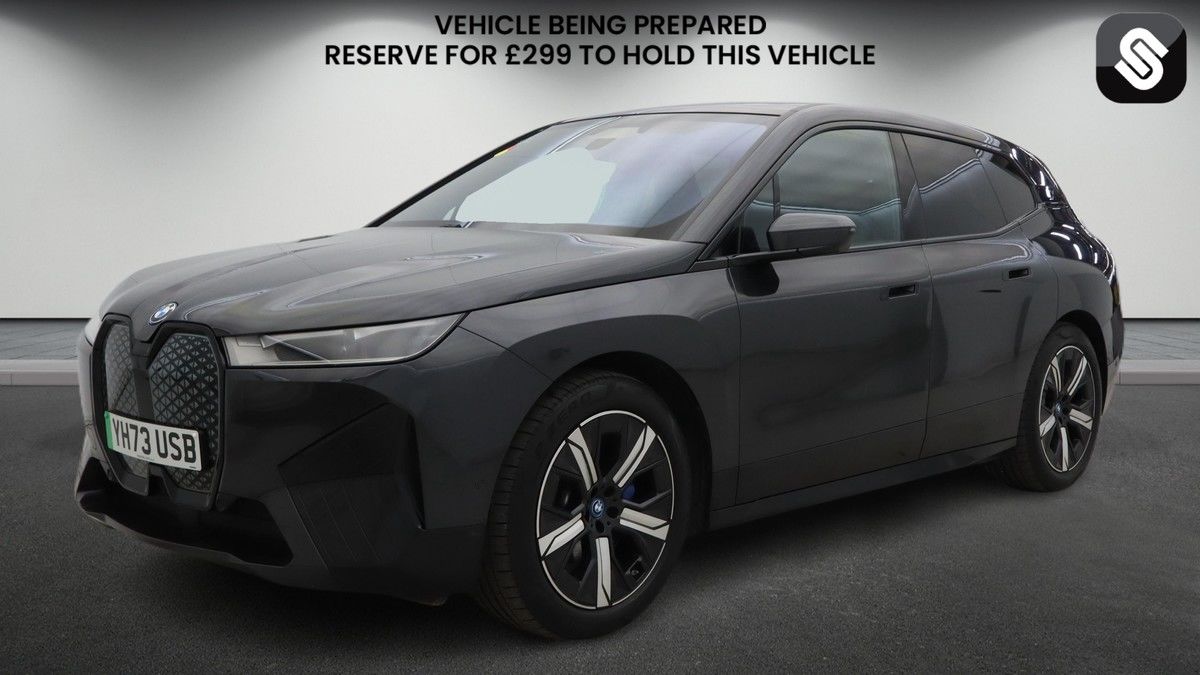 BMW iX Image 2