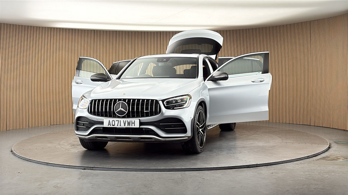 More views of Mercedes-Benz GLC