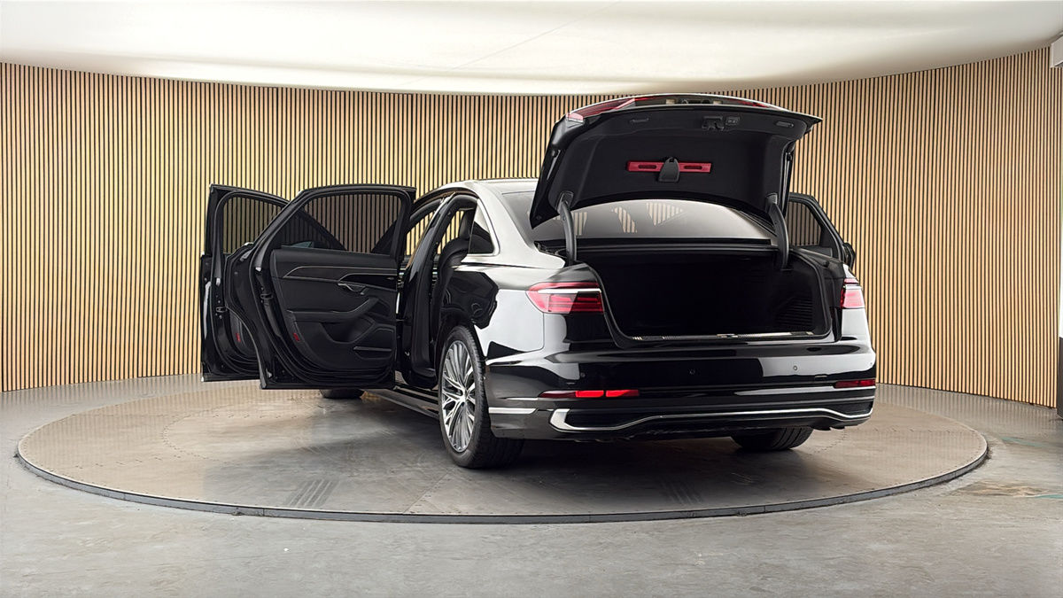 More views of Audi A8