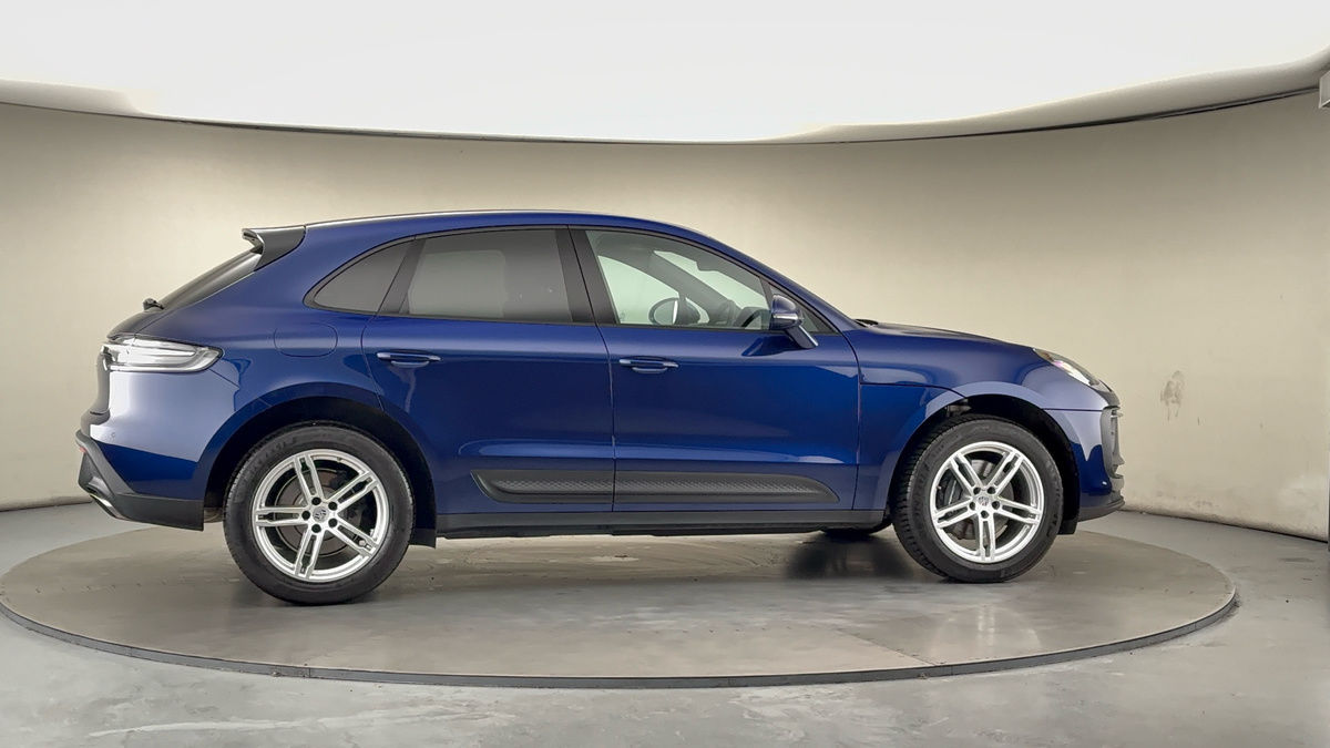 More views of Porsche Macan