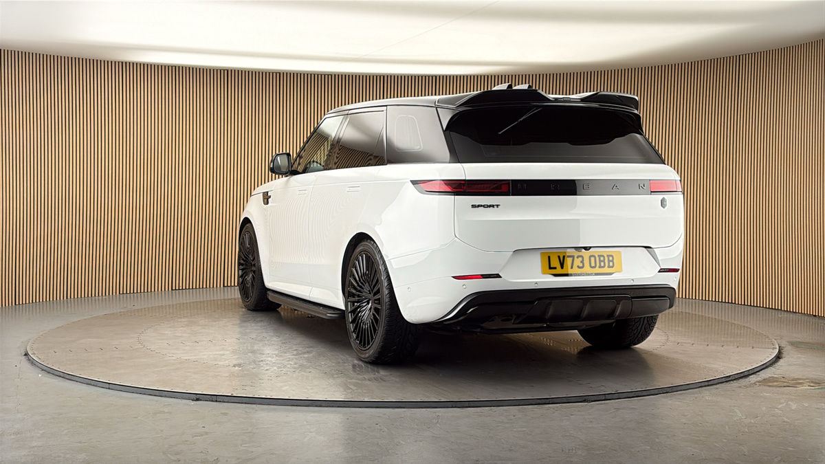 More views of Land Rover Range Rover Sport