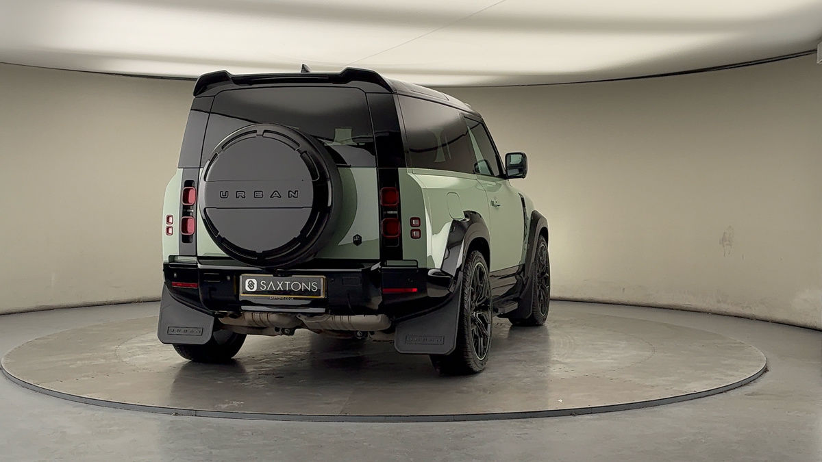 More views of Land Rover Defender 90