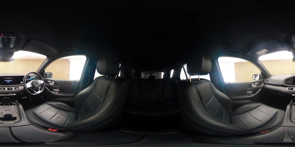More views of Mercedes-Benz GLE