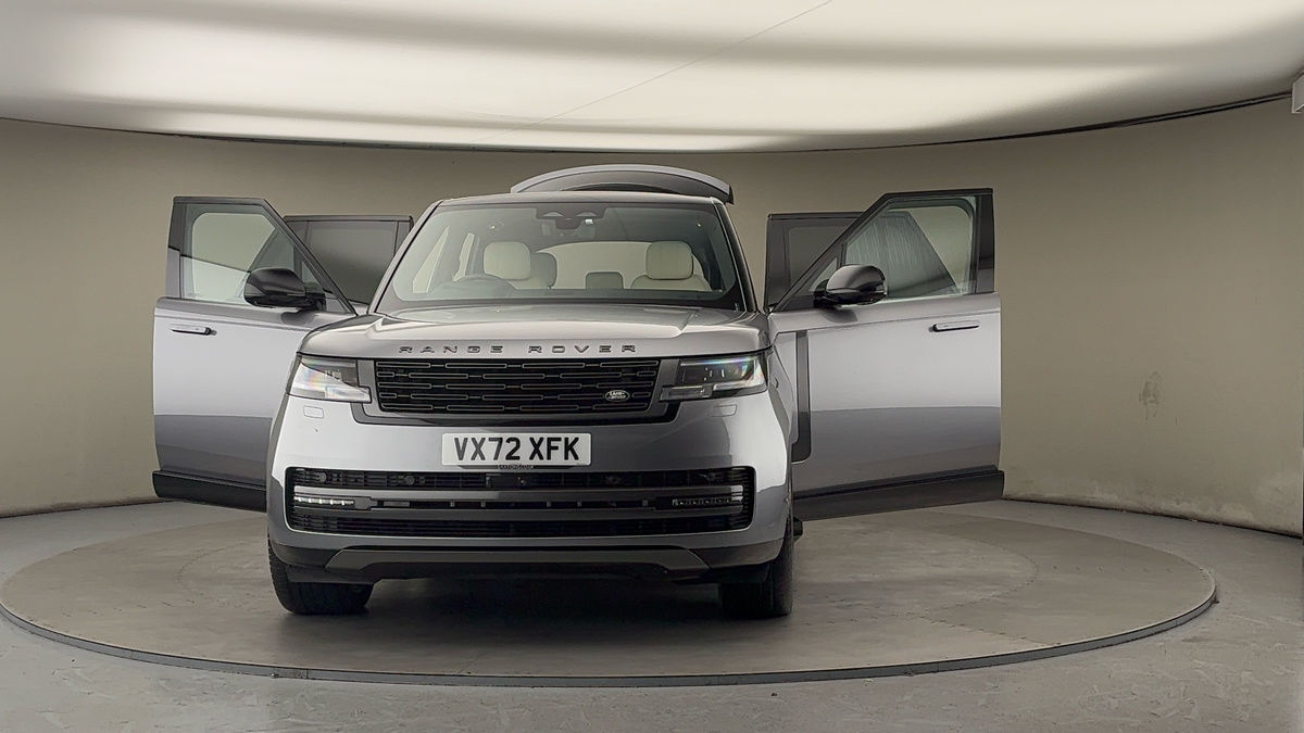 More views of Land Rover Range Rover