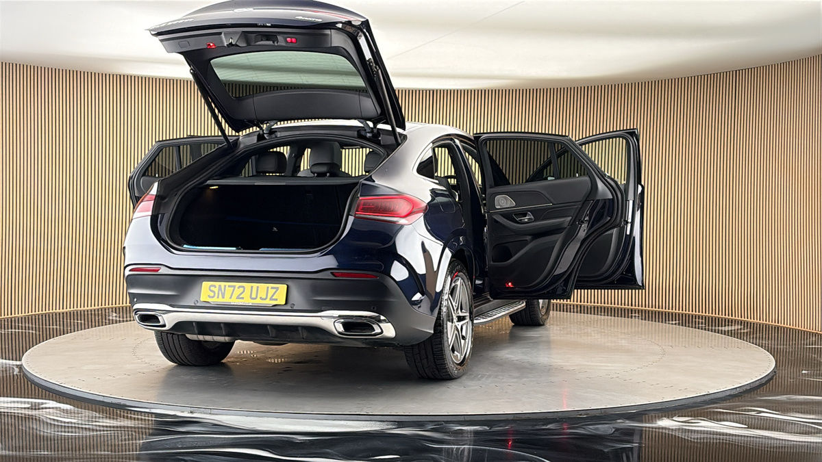 More views of Mercedes-Benz GLE