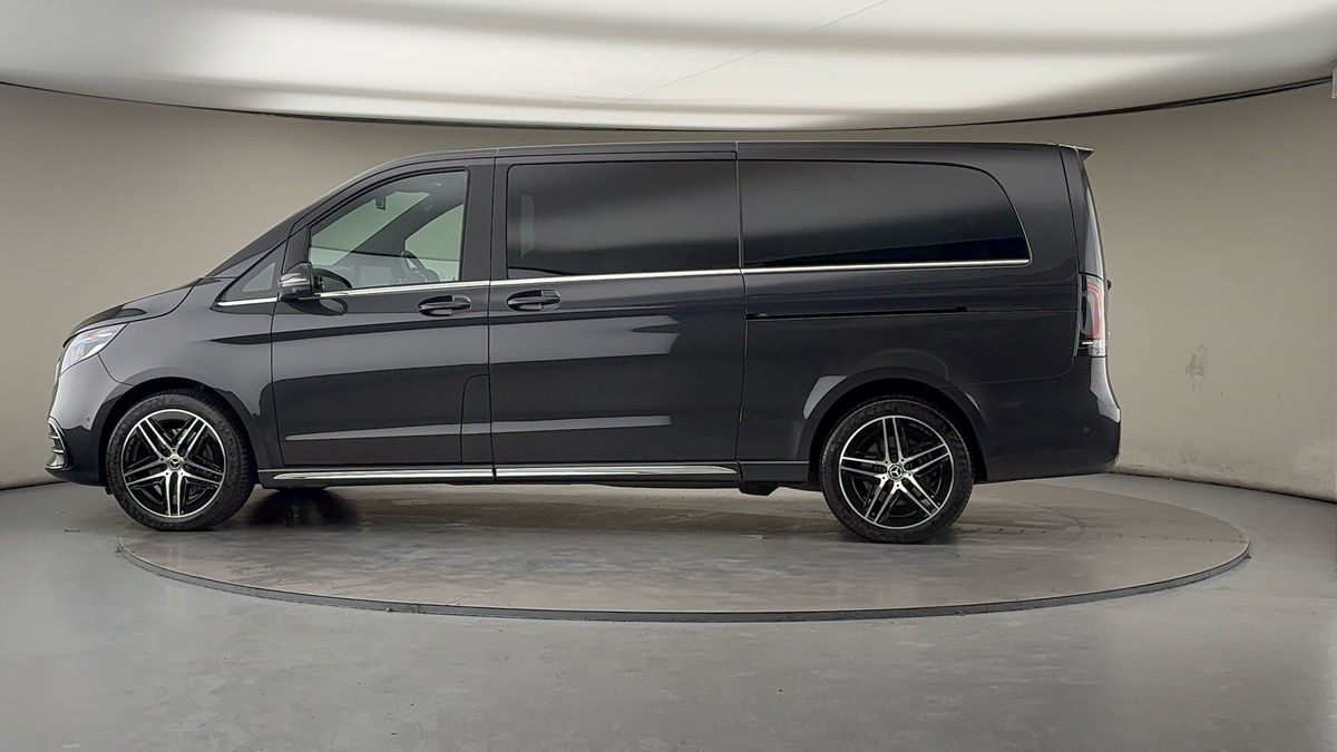 More views of Mercedes-Benz V Class