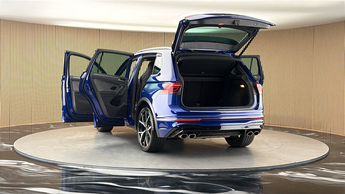 More views of Volkswagen Tiguan