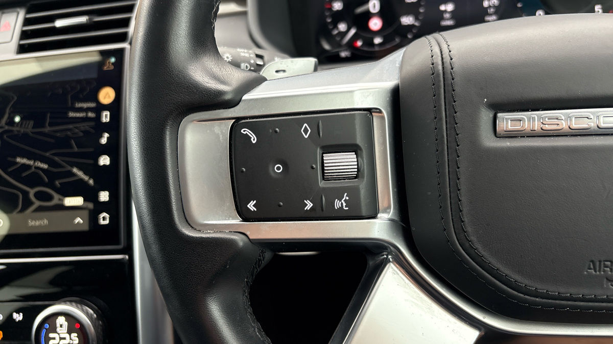 Land Rover Discovery Image 13