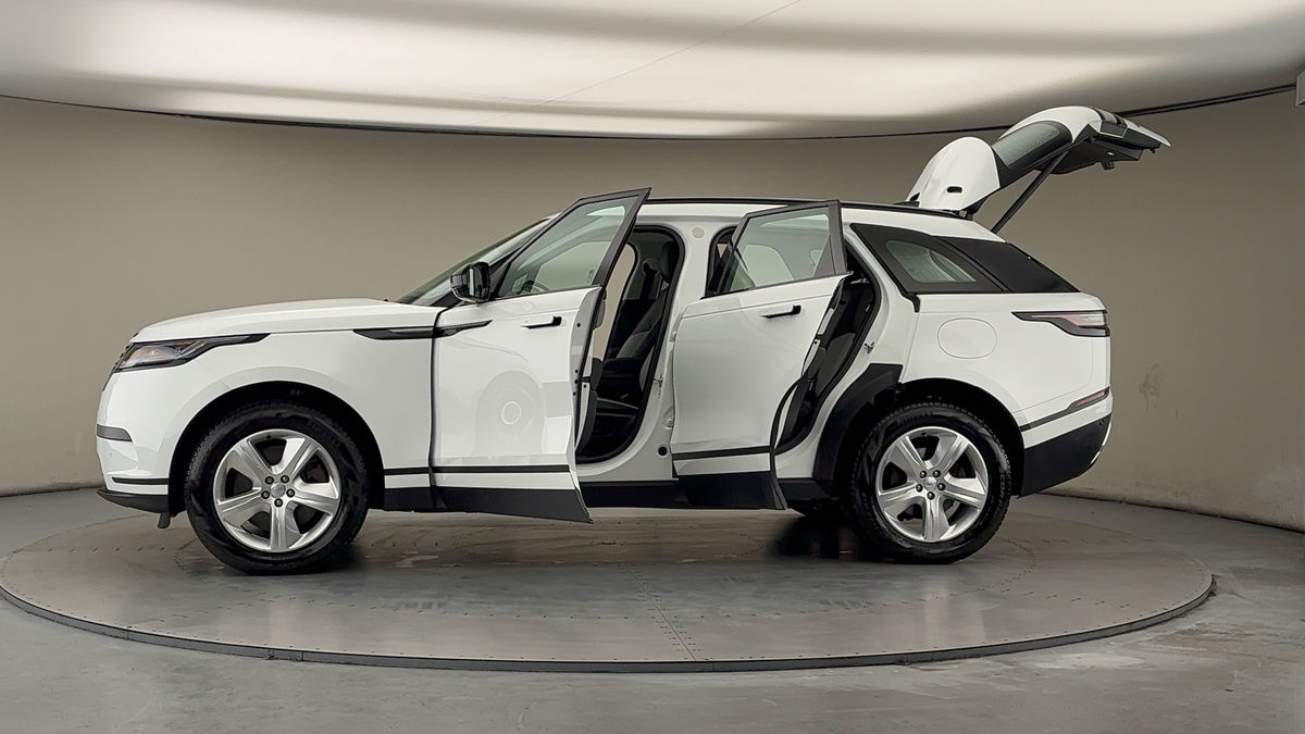 More views of Land Rover Range Rover Velar