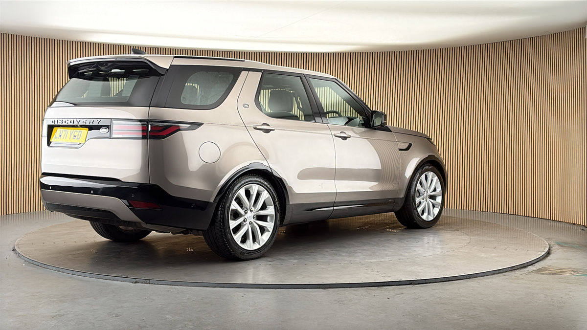 Land Rover Discovery Image 21