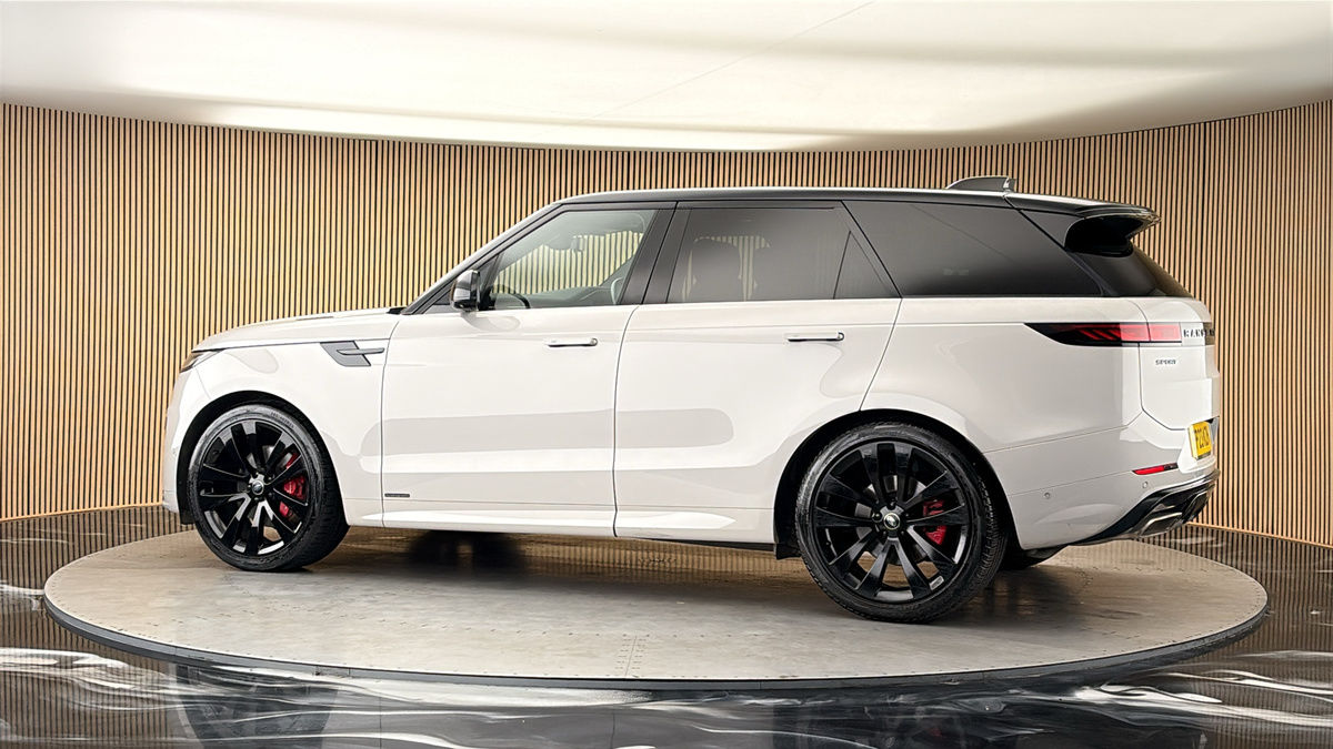 More views of Land Rover Range Rover Sport