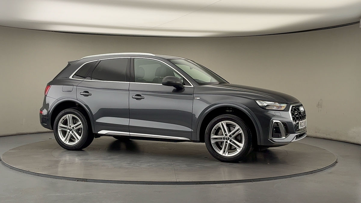 More views of Audi Q5