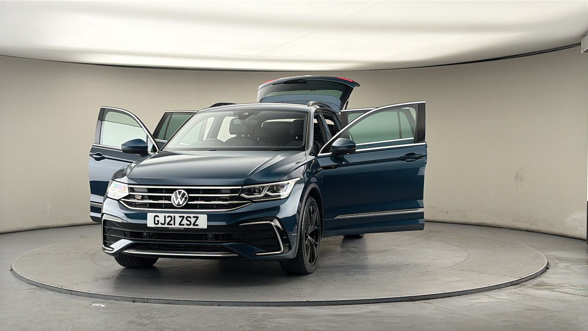 More views of Volkswagen Tiguan