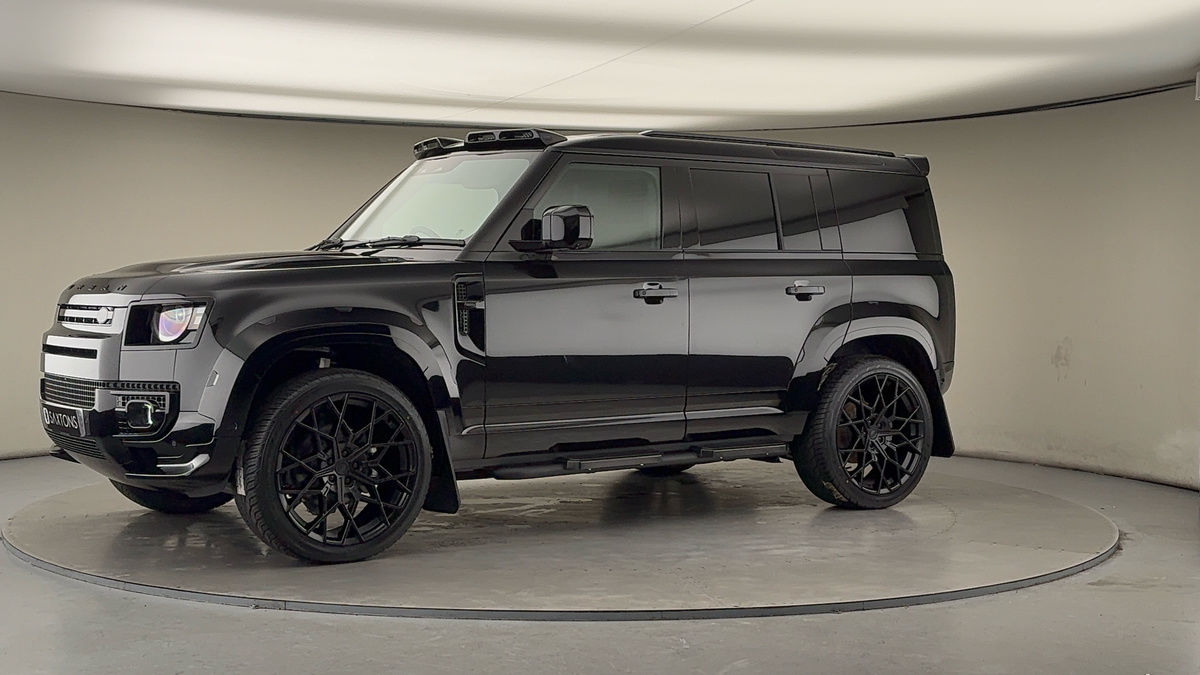 More views of Land Rover Defender 110