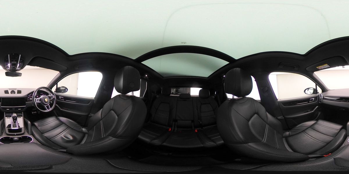 More views of Porsche Cayenne