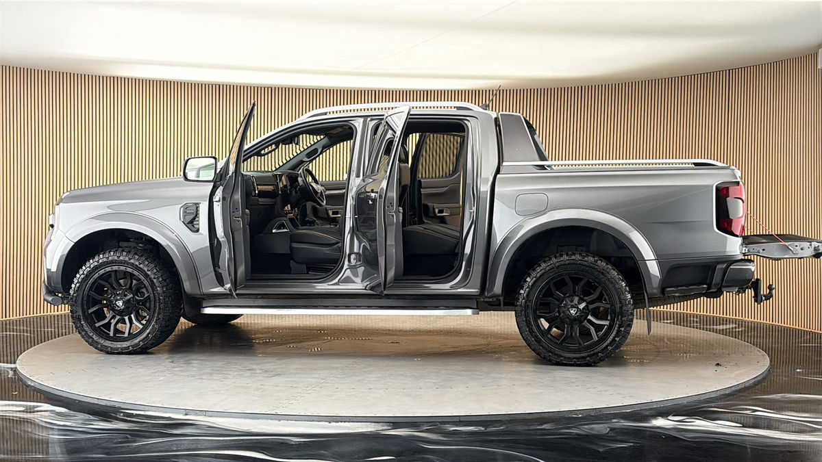More views of Ford Ranger