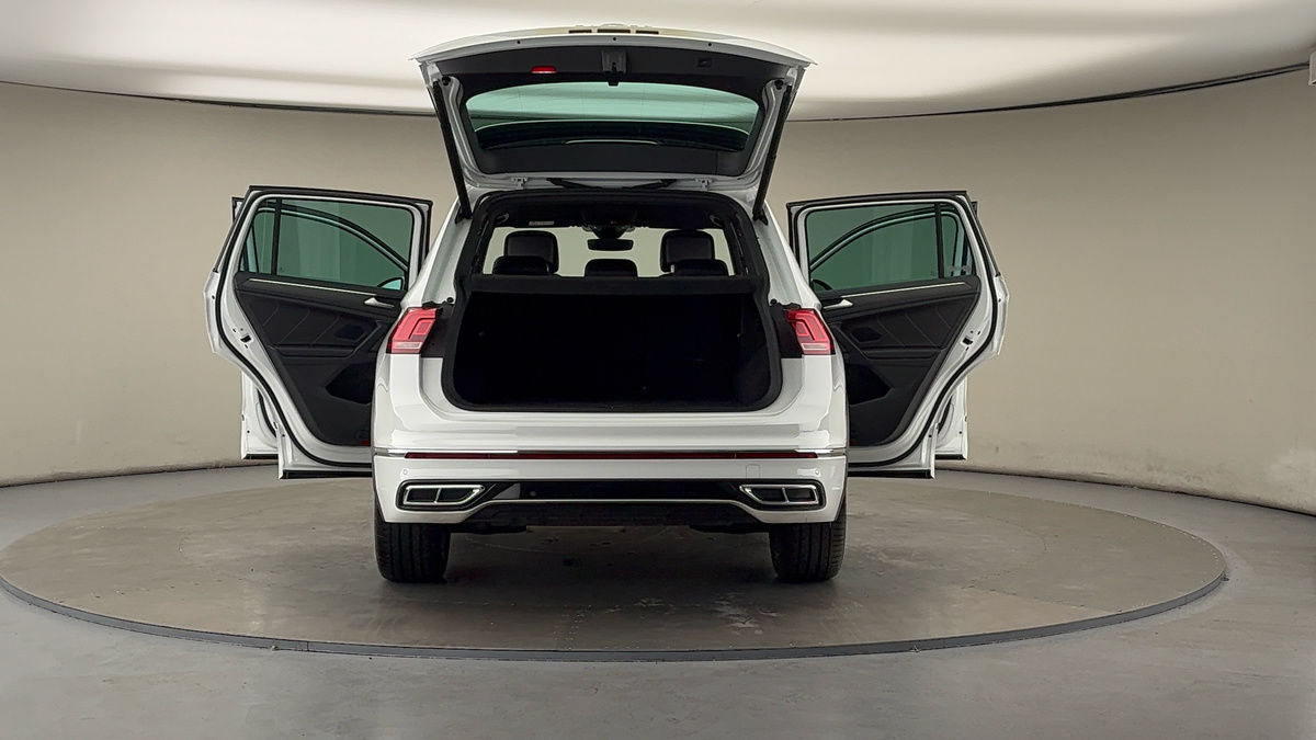 More views of Volkswagen Tiguan
