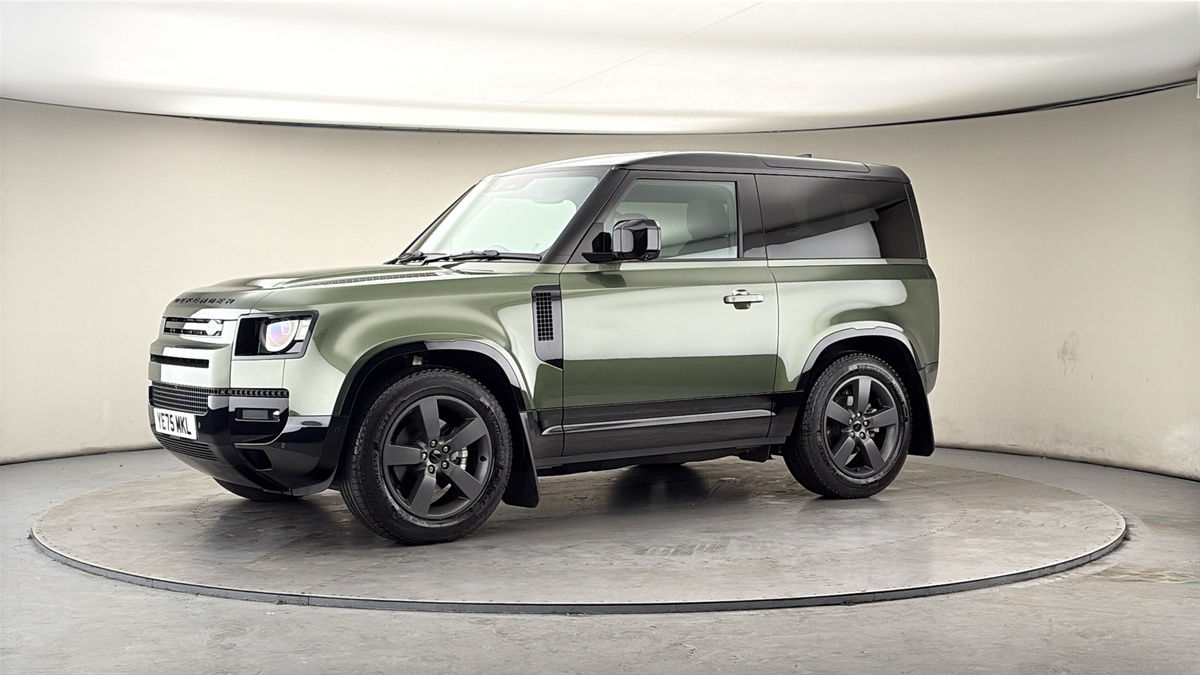 More views of Land Rover Defender 90