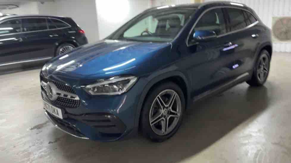 More views of Mercedes-Benz GLA