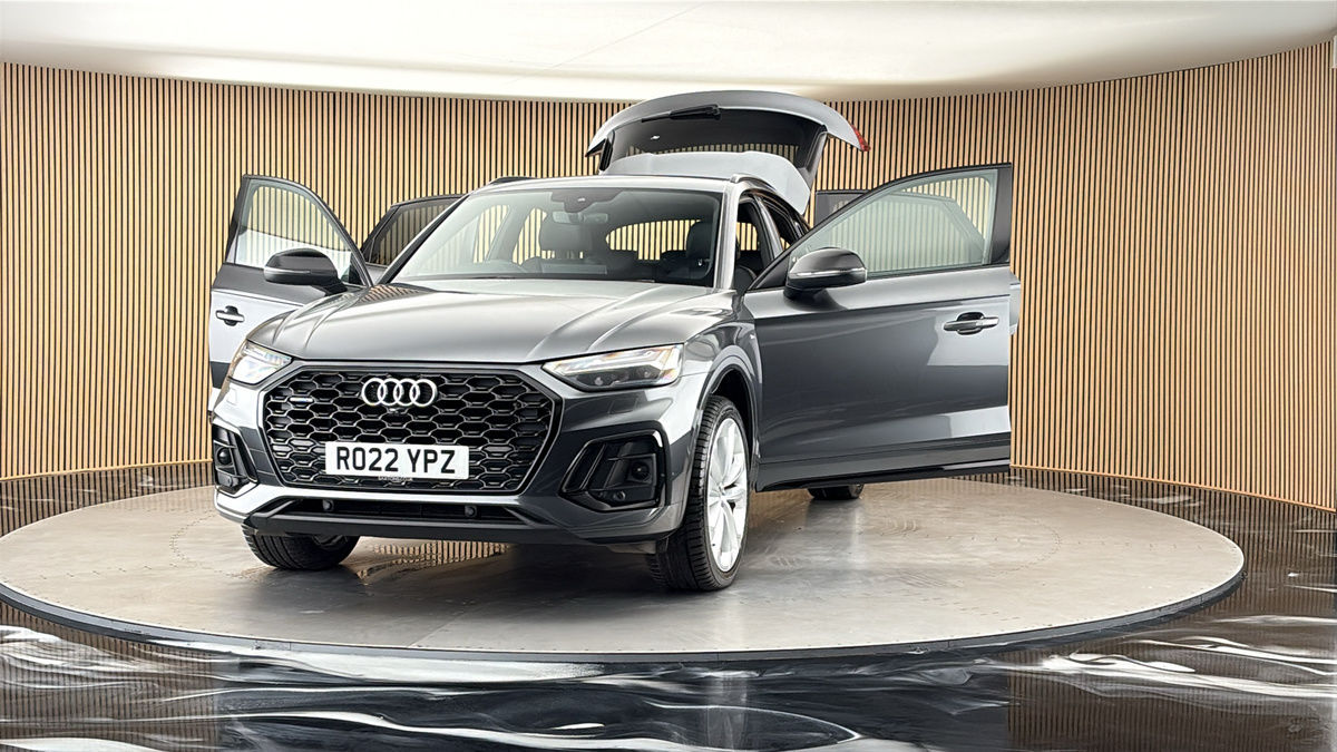 More views of Audi Q5