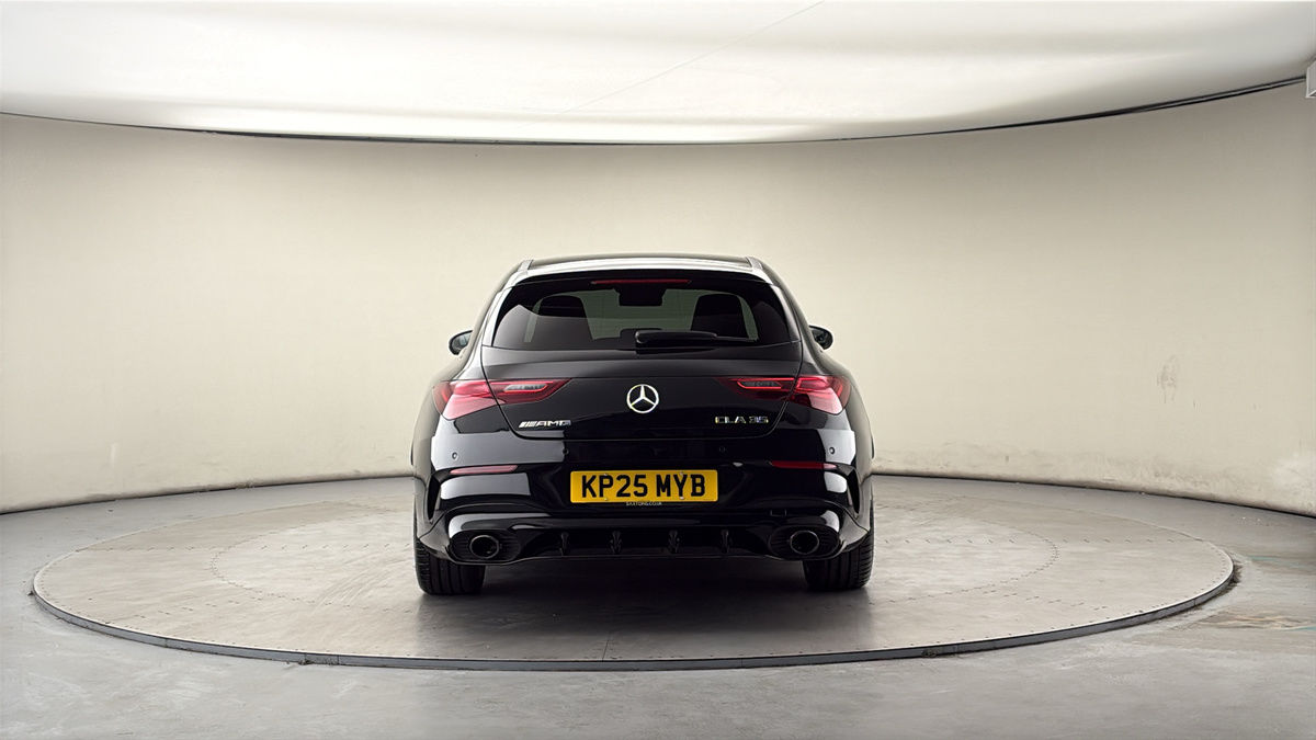 Mercedes-Benz CLA Image 4