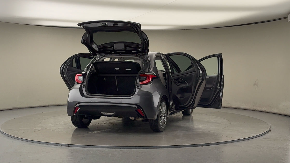 More views of Toyota Yaris