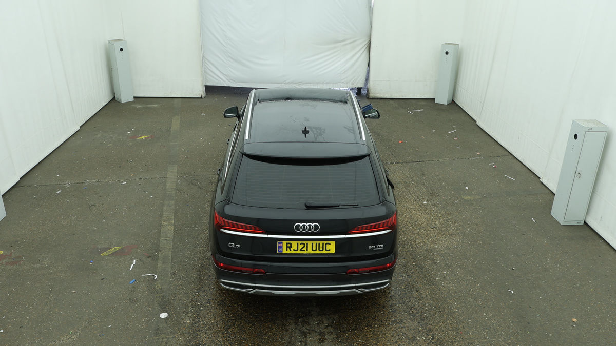Audi Q7 Image 8