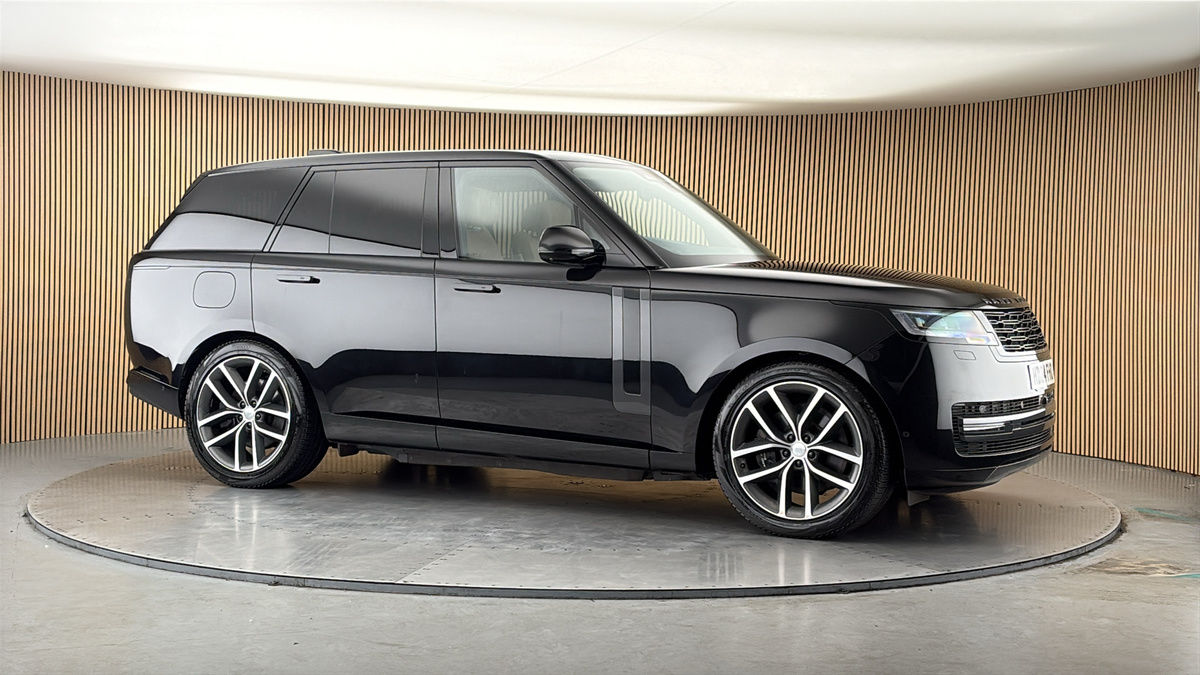 More views of Land Rover Range Rover