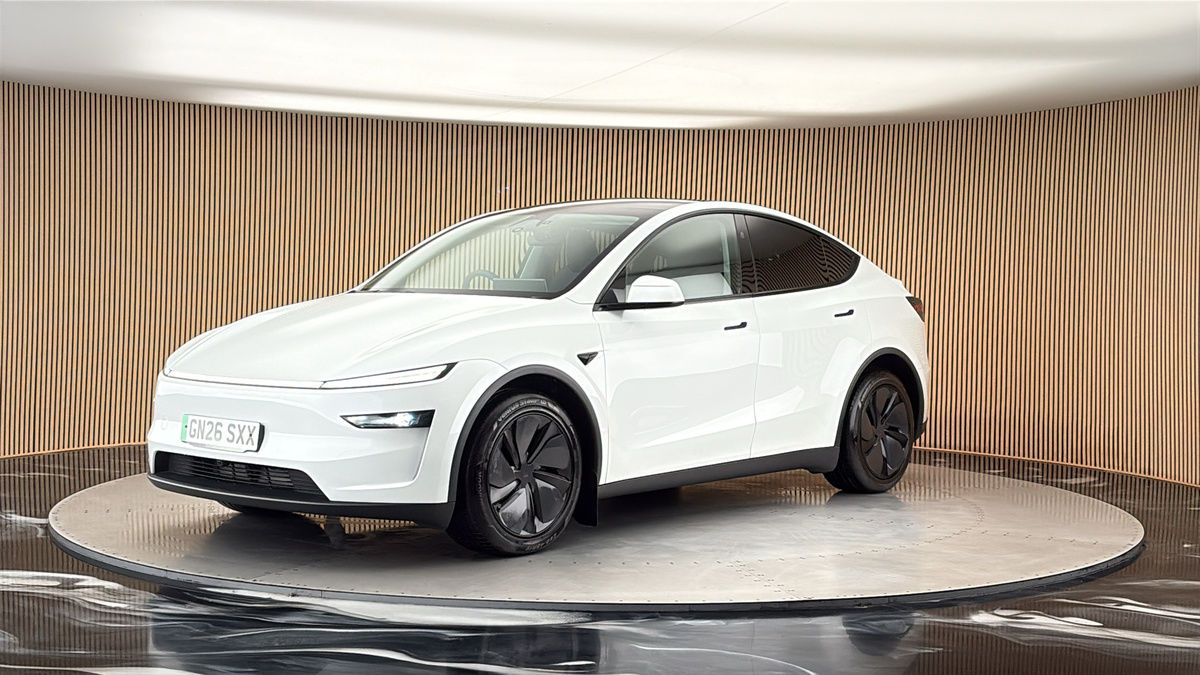 Tesla Model Y Image 20