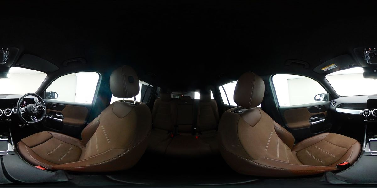 More views of Mercedes-Benz GLB