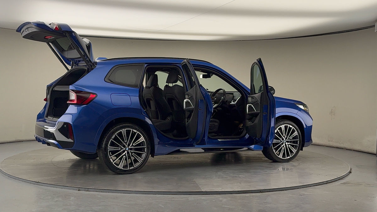 More views of BMW X1