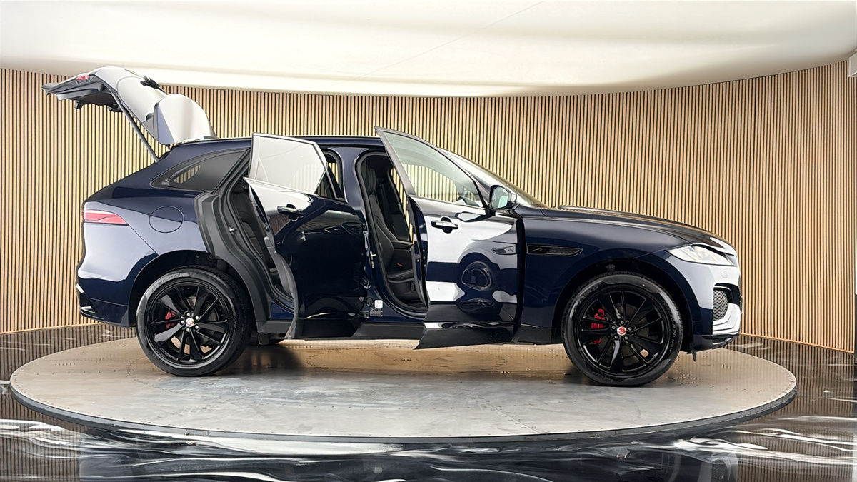 More views of Jaguar F-PACE