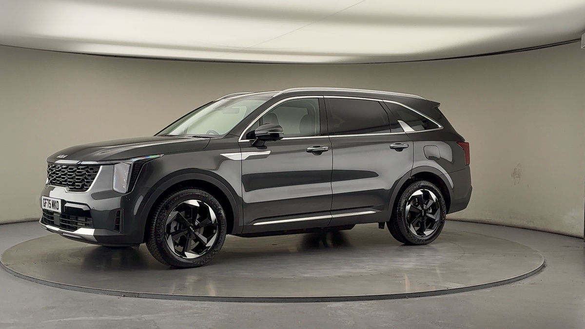 More views of Kia Sorento