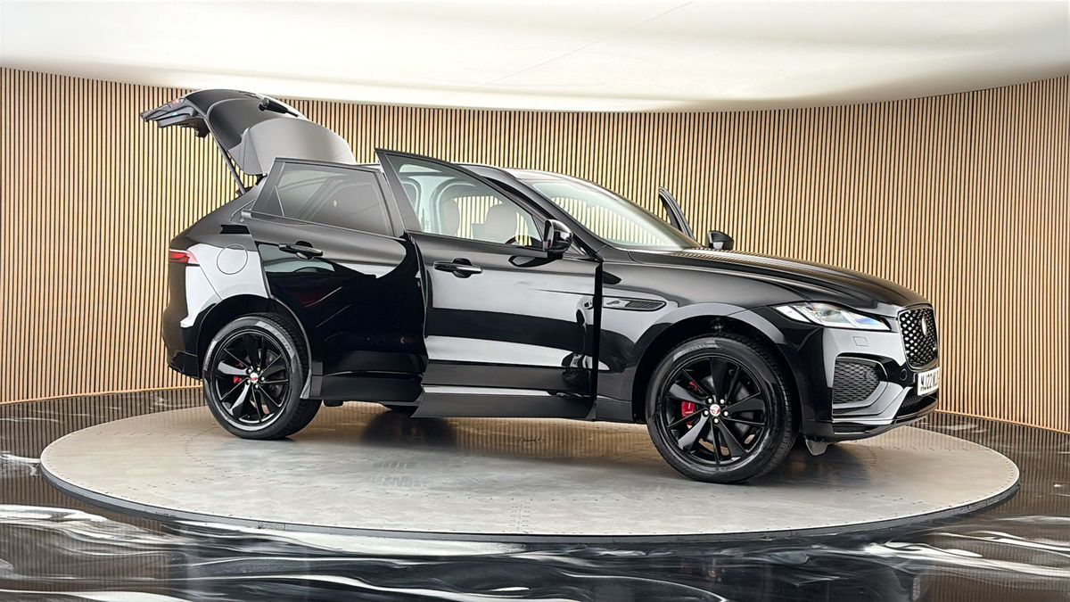 More views of Jaguar F-PACE
