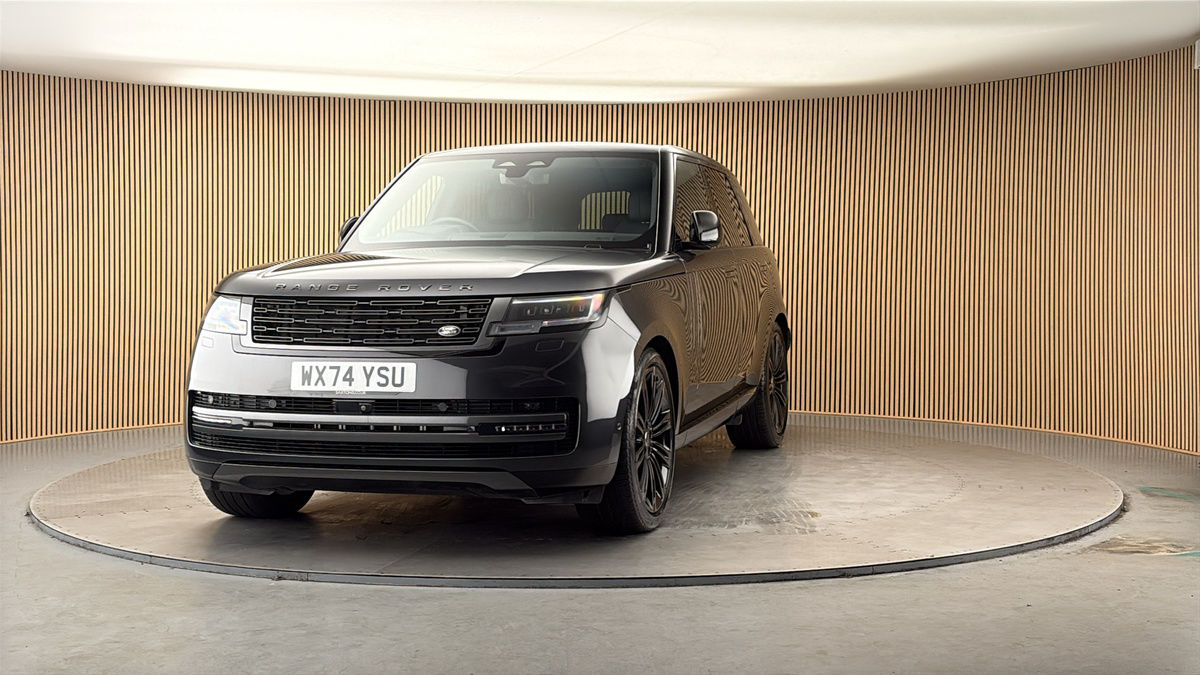 More views of Land Rover Range Rover
