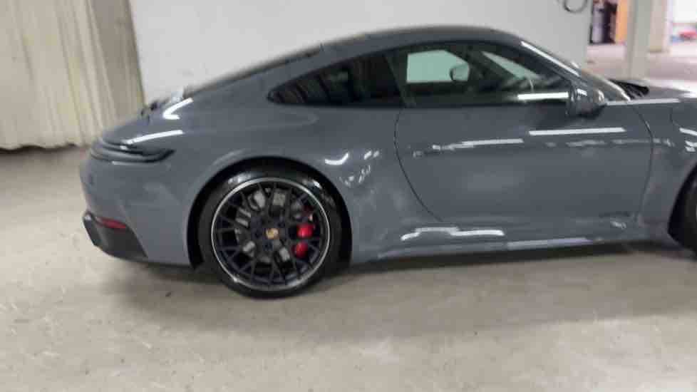 More views of Porsche 911