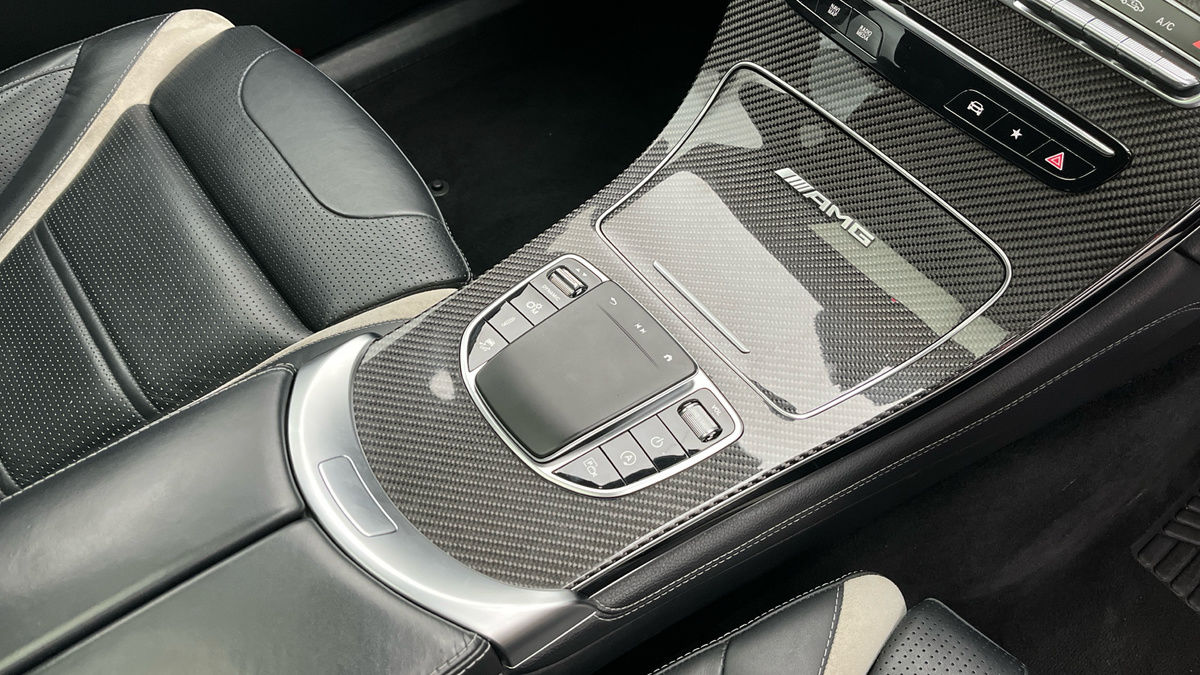Mercedes-Benz GLC Image 30