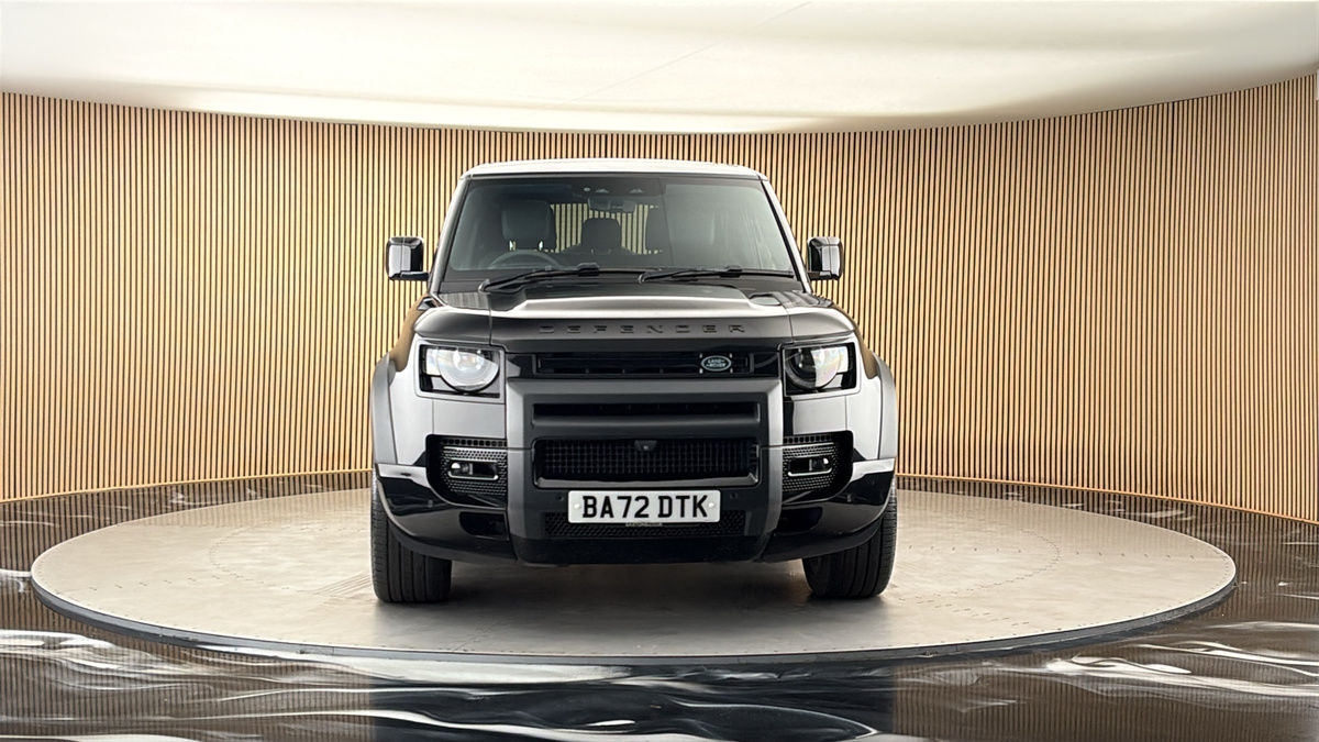 More views of Land Rover Defender 90