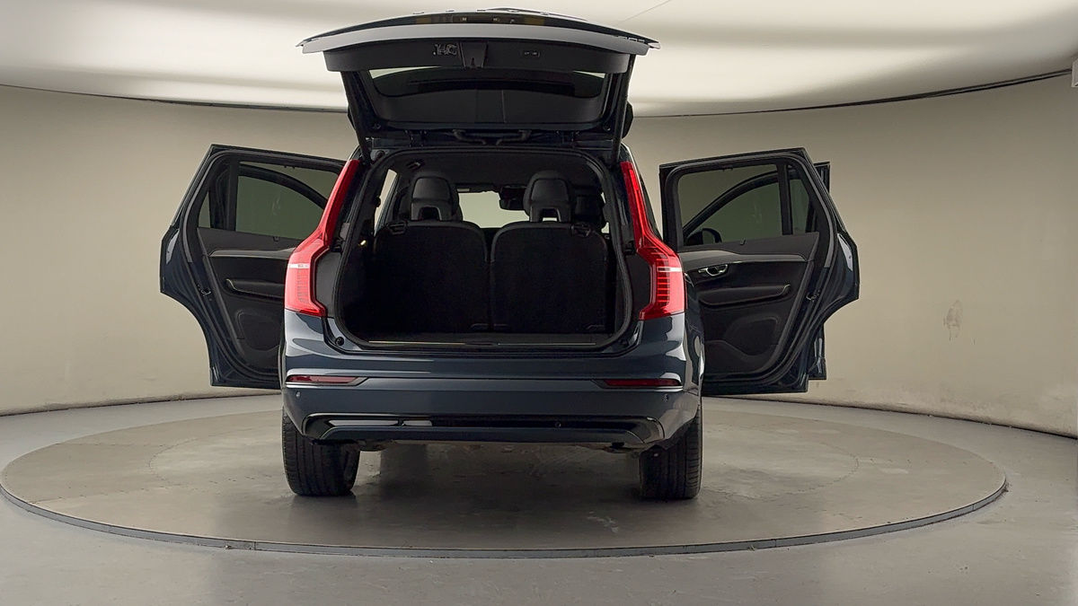 More views of Volvo XC90