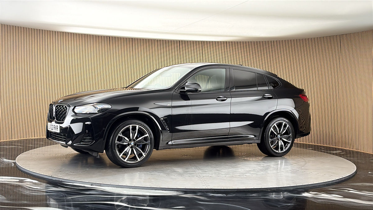 More views of BMW X4