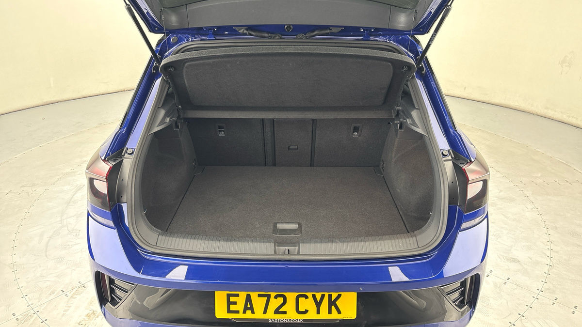 Volkswagen T-Roc Image 11
