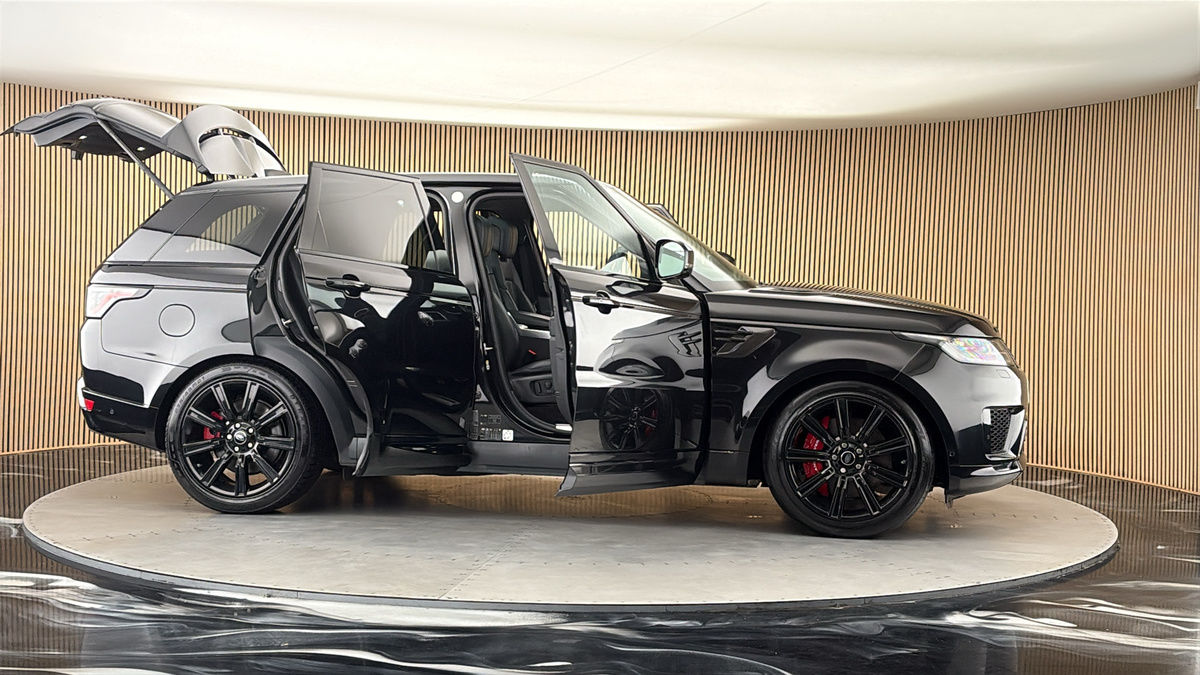 More views of Land Rover Range Rover Sport